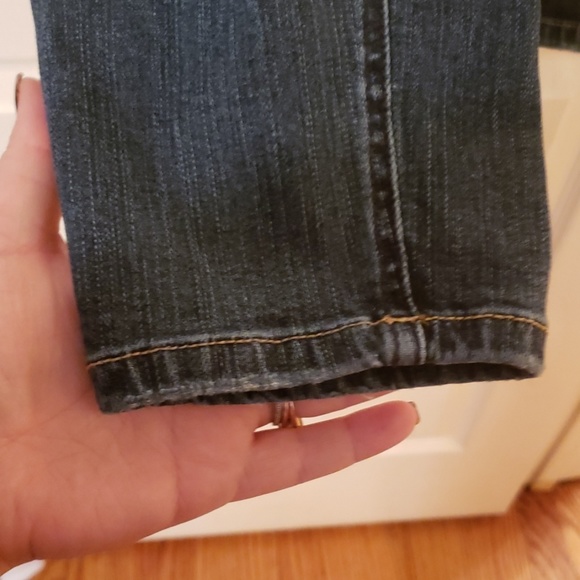 Jean's - Picture 2 of 5